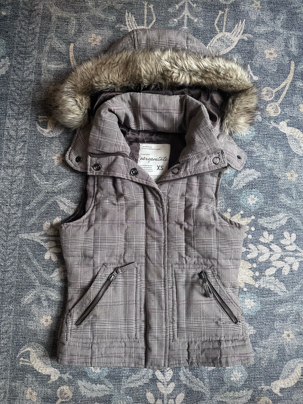 Aeropostale Gray Plaid Quilted Hooded Vest with Faux Fur Trim XS